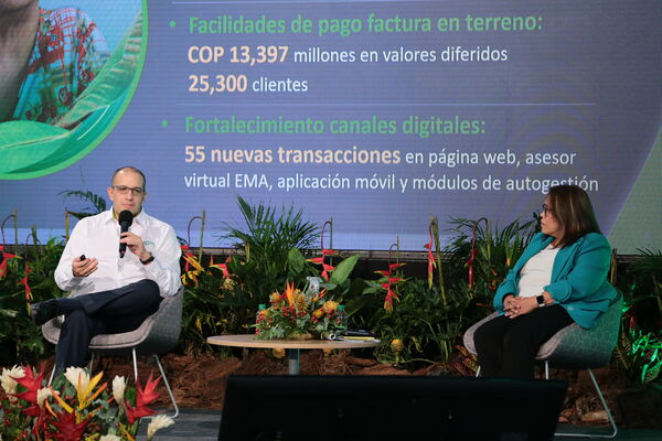15 Encuentro Inversionistas 2021 
15 Encuentro Inversionistas 2021. 
Fecha: 13 Mayo 2021
Para descargar esta fotografía en alta resolución, haga clic sobre la imagen hasta que la misma se despliegue en la pantalla completa; luego dé clic derecho y elija la opción "guardar imagen como". 
En caso de publicación por cualquier medio, solicitamos acompañarla del crédito: "Foto EPM"
Palabras clave: 15 Encuentro Inversionistas 2021
