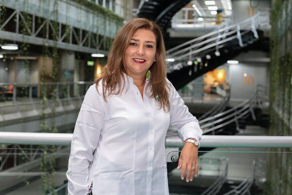 Secretaria General EPM María Cristina Toro
Secretaria General EPM María Cristina Toro 
Fecha: 13 Mayo 2021
Para descargar esta fotografía en alta resolución, haga clic sobre la imagen hasta que la misma se despliegue en la pantalla completa; luego dé clic derecho y elija la opción "guardar imagen como". 
En caso de publicación por cualquier medio, solicitamos acompañarla del crédito: "Foto EPM"
Palabras clave: Secretaria General EPM María Cristina Toro