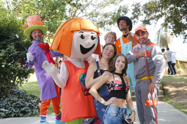 Día de la Familia EPM 2017
Día de la Familia EPM 2017
Fecha: Julio 16 de 2017
Para descargar esta fotografía en alta resolución, haga clic sobre la imagen hasta que la misma se despliegue en la pantalla completa; luego dé clic derecho y elija la opción "guardar imagen como". 
En caso de publicación por cualquier medio, solicitamos acompañarla del crédito: "Foto EPM"
Palabras clave: Día Familia EPM 2017