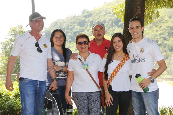 Día de la Familia EPM 2017
Día de la Familia EPM 2017
Fecha: Julio 16 de 2017
Para descargar esta fotografía en alta resolución, haga clic sobre la imagen hasta que la misma se despliegue en la pantalla completa; luego dé clic derecho y elija la opción "guardar imagen como". 
En caso de publicación por cualquier medio, solicitamos acompañarla del crédito: "Foto EPM"
Palabras clave: Día Familia EPM 2017