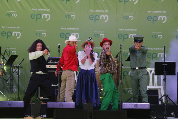 Día de la Familia EPM 2017
Día de la Familia EPM 2017
Fecha: Julio 16 de 2017
Para descargar esta fotografía en alta resolución, haga clic sobre la imagen hasta que la misma se despliegue en la pantalla completa; luego dé clic derecho y elija la opción "guardar imagen como". 
En caso de publicación por cualquier medio, solicitamos acompañarla del crédito: "Foto EPM"
Palabras clave: Día Familia EPM 2017