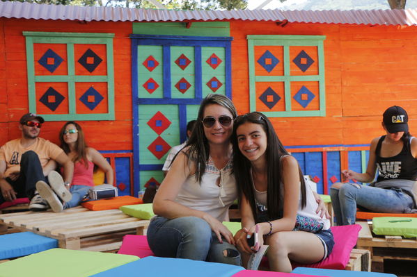 Día de la Familia EPM 2017
Día de la Familia EPM 2017
Fecha: Julio 16 de 2017
Para descargar esta fotografía en alta resolución, haga clic sobre la imagen hasta que la misma se despliegue en la pantalla completa; luego dé clic derecho y elija la opción "guardar imagen como". 
En caso de publicación por cualquier medio, solicitamos acompañarla del crédito: "Foto EPM"
Palabras clave: Día Familia EPM 2017