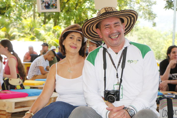 Día de la Familia EPM 2017
Día de la Familia EPM 2017
Fecha: Julio 16 de 2017
Para descargar esta fotografía en alta resolución, haga clic sobre la imagen hasta que la misma se despliegue en la pantalla completa; luego dé clic derecho y elija la opción "guardar imagen como". 
En caso de publicación por cualquier medio, solicitamos acompañarla del crédito: "Foto EPM"
Palabras clave: Día Familia EPM 2017