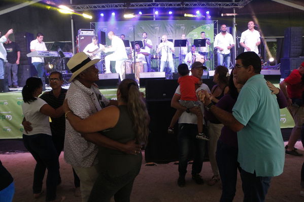 Día de la Familia EPM 2017
Día de la Familia EPM 2017
Fecha: Julio 16 de 2017
Para descargar esta fotografía en alta resolución, haga clic sobre la imagen hasta que la misma se despliegue en la pantalla completa; luego dé clic derecho y elija la opción "guardar imagen como". 
En caso de publicación por cualquier medio, solicitamos acompañarla del crédito: "Foto EPM"

Palabras clave: Día Familia EPM 2017