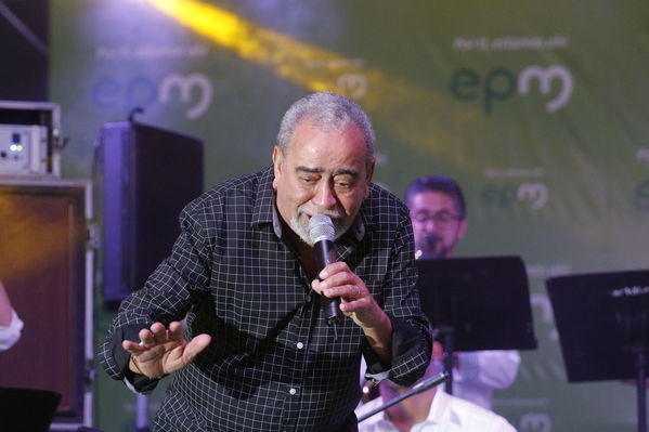 Día de la Familia EPM 2017
Día de la Familia EPM 2017
Fecha: Julio 16 de 2017
Para descargar esta fotografía en alta resolución, haga clic sobre la imagen hasta que la misma se despliegue en la pantalla completa; luego dé clic derecho y elija la opción "guardar imagen como". 
En caso de publicación por cualquier medio, solicitamos acompañarla del crédito: "Foto EPM"

Palabras clave: Día Familia EPM 2017