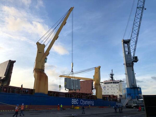 EPM Operador Económico Autorizado Organización Mundial Aduanas
EPM Operador Económico Autorizado Organización Mundial Aduanas.
Fecha: 14 Abril 2021
Para descargar esta fotografía en alta resolución, haga clic sobre la imagen hasta que la misma se despliegue en la pantalla completa; luego dé clic derecho y elija la opción "guardar imagen como". 
En caso de publicación por cualquier medio, solicitamos acompañarla del crédito: "Foto EPM"
Palabras clave: EPM Operador Económico Autorizado Organización Mundial Aduanas