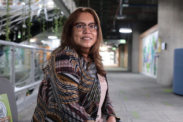 Diana Rua VP Ejecutiva Finanzas Inversione
Diana Rua VP Ejecutiva Finanzas Inversiones. 
Fecha: 27 Abril 2021
Para descargar esta fotografía en alta resolución, haga clic sobre la imagen hasta que la misma se despliegue en la pantalla completa; luego dé clic derecho y elija la opción "guardar imagen como". 
En caso de publicación por cualquier medio, solicitamos acompañarla del crédito: "Foto EPM"
Palabras clave: Diana Rua VP Ejecutiva Finanzas Inversione