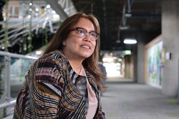 Diana Rua VP Ejecutiva Finanzas Inversione
Diana Rua VP Ejecutiva Finanzas Inversiones. 
Fecha: 27 Abril 2021
Para descargar esta fotografía en alta resolución, haga clic sobre la imagen hasta que la misma se despliegue en la pantalla completa; luego dé clic derecho y elija la opción "guardar imagen como". 
En caso de publicación por cualquier medio, solicitamos acompañarla del crédito: "Foto EPM"
Palabras clave: Diana Rua VP Ejecutiva Finanzas Inversione