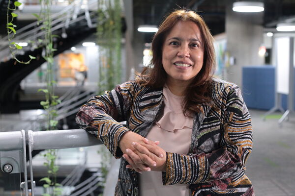 Diana Rua VP Ejecutiva Finanzas Inversione
Diana Rua VP Ejecutiva Finanzas Inversiones. 
Fecha: 27 Abril 2021
Para descargar esta fotografía en alta resolución, haga clic sobre la imagen hasta que la misma se despliegue en la pantalla completa; luego dé clic derecho y elija la opción "guardar imagen como". 
En caso de publicación por cualquier medio, solicitamos acompañarla del crédito: "Foto EPM"
Palabras clave: Diana Rua VP Ejecutiva Finanzas Inversione