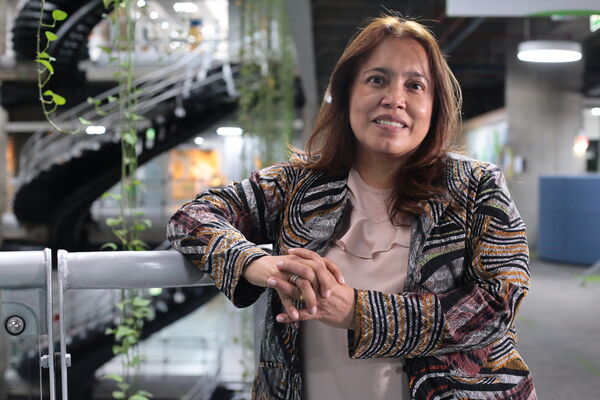 Diana Rua VP Ejecutiva Finanzas Inversione
Diana Rua VP Ejecutiva Finanzas Inversiones. 
Fecha: 27 Abril 2021
Para descargar esta fotografía en alta resolución, haga clic sobre la imagen hasta que la misma se despliegue en la pantalla completa; luego dé clic derecho y elija la opción "guardar imagen como". 
En caso de publicación por cualquier medio, solicitamos acompañarla del crédito: "Foto EPM"
Palabras clave: Diana Rua VP Ejecutiva Finanzas Inversione