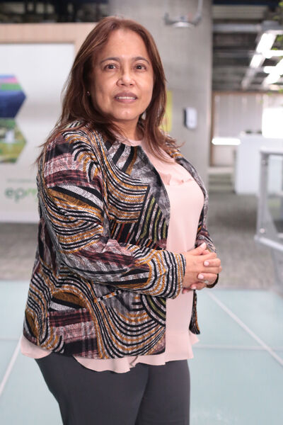 Diana Rua VP Ejecutiva Finanzas Inversione
Diana Rua VP Ejecutiva Finanzas Inversiones. 
Fecha: 27 Abril 2021
Para descargar esta fotografía en alta resolución, haga clic sobre la imagen hasta que la misma se despliegue en la pantalla completa; luego dé clic derecho y elija la opción "guardar imagen como". 
En caso de publicación por cualquier medio, solicitamos acompañarla del crédito: "Foto EPM"
Palabras clave: Diana Rua VP Ejecutiva Finanzas Inversione