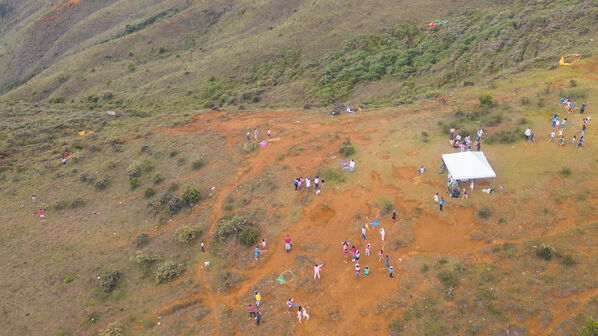 Agua Potable Vereda Granizal 
Agua potable vereda Granizal
Fecha: 2021 Junio 15
Para descargar esta fotografía en alta resolución, haga clic sobre la imagen hasta que la misma se despliegue en la pantalla completa; luego dé clic derecho y elija la opción "guardar imagen como". 
En caso de publicación por cualquier medio, solicitamos acompañarla del crédito: "Foto EPM"
Palabras clave: Agua Potable Vereda Granizal