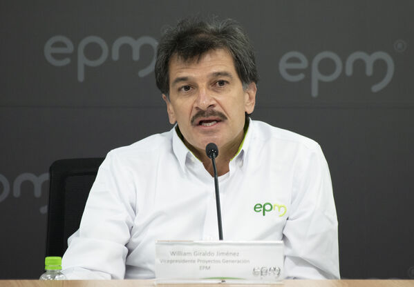 Rueda de prensa anuncio de pago de rueda al BID
Rueda de prensa anuncio de pago de rueda al BID
Fecha: Diciembre 2 2021 
El día de hoy, 2 de diciembre de 2021, se realizó en el edificio inteligente de EPM una rueda de prensa para anunciar el pago anticipado del crédito del BID con relación al proyecto Hidroituango.
Para descargar esta fotografía en alta resolución, haga clic sobre la imagen hasta que la misma se despliegue en la pantalla completa; luego dé clic derecho y elija la opción "guardar imagen como". 
En caso de publicación por cualquier medio, solicitamos acompañarla del crédito: "Foto EPM"
Palabras clave: Rueda prensa anuncio pago BID