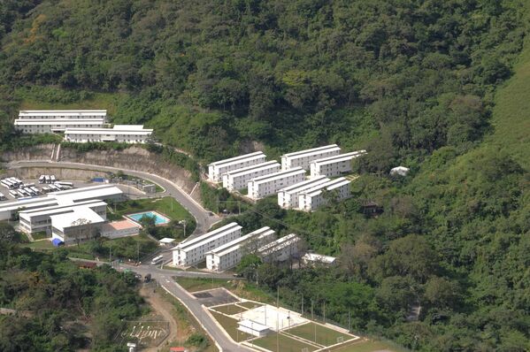Campamentos Hidroituango
Campamentos Hidroituango
Fecha: 27 JULIO 2021
Para descargar esta fotografía en alta resolución, haga clic sobre la imagen hasta que la misma se despliegue en la pantalla completa; luego dé clic derecho y elija la opción "guardar imagen como". 
En caso de publicación por cualquier medio, solicitamos acompañarla del crédito: "Foto EPM"
Palabras clave: Campamentos Hidroituango