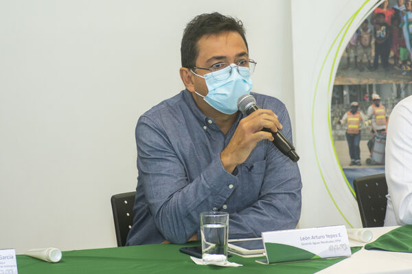 Inauguración Uva PTAR Agus claras
Inauguración Uva PTAR Agus claras
Fecha: 25 Junio 2021
Para descargar esta fotografía en alta resolución, haga clic sobre la imagen hasta que la misma se despliegue en la pantalla completa; luego dé clic derecho y elija la opción "guardar imagen como". 
En caso de publicación por cualquier medio, solicitamos acompañarla del crédito: "Foto EPM"
Palabras clave: Inauguración Uva PTAR Agus claras