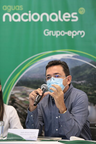 Inauguración Uva PTAR Agus claras
Inauguración Uva PTAR Agus claras
Fecha: 25 Junio 2021
Para descargar esta fotografía en alta resolución, haga clic sobre la imagen hasta que la misma se despliegue en la pantalla completa; luego dé clic derecho y elija la opción "guardar imagen como". 
En caso de publicación por cualquier medio, solicitamos acompañarla del crédito: "Foto EPM"
Palabras clave: Inauguración Uva PTAR Agus claras