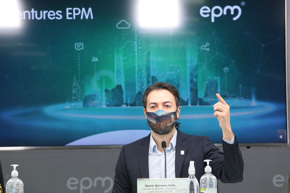 Rueda Prensa Ventures EPM
Rueda de prensa Ventures EPM
Fecha: 11 Marzo 2021.
Para descargar esta fotografía en alta resolución, haga clic sobre la imagen hasta que la misma se despliegue en la pantalla completa; luego dé clic derecho y elija la opción "guardar imagen como". 
En caso de publicación por cualquier medio, solicitamos acompañarla del crédito: "Foto EPM"
Palabras clave: Rueda Prensa Ventures EPM