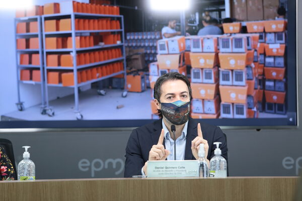 Rueda Prensa Ventures EPM
Rueda de prensa Ventures EPM
Fecha: 11 Marzo 2021.
Para descargar esta fotografía en alta resolución, haga clic sobre la imagen hasta que la misma se despliegue en la pantalla completa; luego dé clic derecho y elija la opción "guardar imagen como". 
En caso de publicación por cualquier medio, solicitamos acompañarla del crédito: "Foto EPM"
Palabras clave: Rueda Prensa Ventures EPM