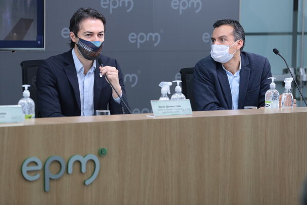 Rueda Prensa Ventures EPM
Rueda de prensa Ventures EPM
Fecha: 11 Marzo 2021.
Para descargar esta fotografía en alta resolución, haga clic sobre la imagen hasta que la misma se despliegue en la pantalla completa; luego dé clic derecho y elija la opción "guardar imagen como". 
En caso de publicación por cualquier medio, solicitamos acompañarla del crédito: "Foto EPM"
Palabras clave: Rueda Prensa Ventures EPM