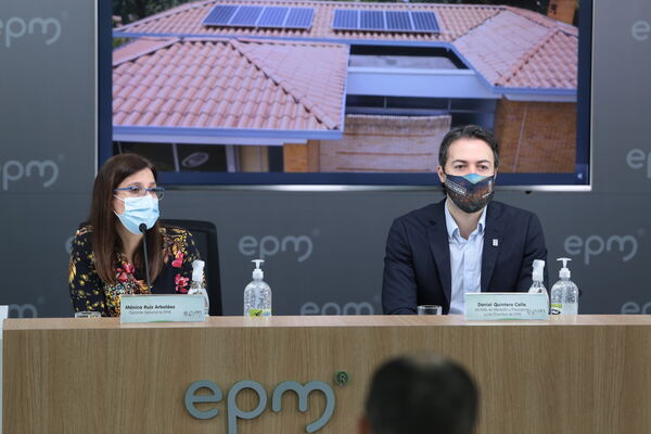 Rueda Prensa Ventures EPM
Rueda de prensa Ventures EPM
Fecha: 11 Marzo 2021.
Para descargar esta fotografía en alta resolución, haga clic sobre la imagen hasta que la misma se despliegue en la pantalla completa; luego dé clic derecho y elija la opción "guardar imagen como". 
En caso de publicación por cualquier medio, solicitamos acompañarla del crédito: "Foto EPM"
Palabras clave: Rueda Prensa Ventures EPM