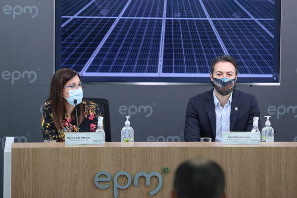 Rueda Prensa Ventures EPM
Rueda de prensa Ventures EPM
Fecha: 11 Marzo 2021.
Para descargar esta fotografía en alta resolución, haga clic sobre la imagen hasta que la misma se despliegue en la pantalla completa; luego dé clic derecho y elija la opción "guardar imagen como". 
En caso de publicación por cualquier medio, solicitamos acompañarla del crédito: "Foto EPM"
Palabras clave: Rueda Prensa Ventures EPM