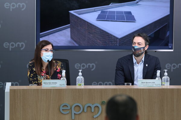 Rueda Prensa Ventures EPM
Rueda de prensa Ventures EPM
Fecha: 11 Marzo 2021.
Para descargar esta fotografía en alta resolución, haga clic sobre la imagen hasta que la misma se despliegue en la pantalla completa; luego dé clic derecho y elija la opción "guardar imagen como". 
En caso de publicación por cualquier medio, solicitamos acompañarla del crédito: "Foto EPM"
Palabras clave: Rueda Prensa Ventures EPM