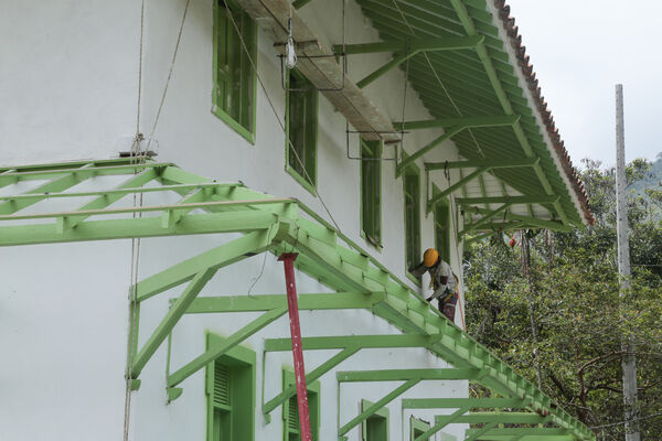 Restauración bien interés cultural Casa Ingenieros
Restauración bien interés cultural Casa Ingenieros.
Fecha: 25 Marzo 2021.
Para descargar esta fotografía en alta resolución, haga clic sobre la imagen hasta que la misma se despliegue en la pantalla completa; luego dé clic derecho y elija la opción "guardar imagen como". 
En caso de publicación por cualquier medio, solicitamos acompañarla del crédito: "Foto EPM"
Palabras clave: Restauración bien interés cultural Casa Ingenieros