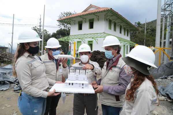 Restauración bien interés cultural Casa Ingenieros
Restauración bien interés cultural Casa Ingenieros.
Fecha: 25 Marzo 2021.
Para descargar esta fotografía en alta resolución, haga clic sobre la imagen hasta que la misma se despliegue en la pantalla completa; luego dé clic derecho y elija la opción "guardar imagen como". 
En caso de publicación por cualquier medio, solicitamos acompañarla del crédito: "Foto EPM"
Palabras clave: Restauración bien interés cultural Casa Ingenieros