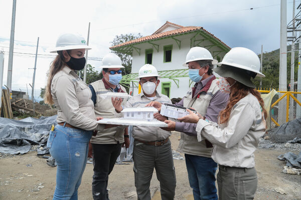 Restauración bien interés cultural Casa Ingenieros
Restauración bien interés cultural Casa Ingenieros.
Fecha: 25 Marzo 2021.
Para descargar esta fotografía en alta resolución, haga clic sobre la imagen hasta que la misma se despliegue en la pantalla completa; luego dé clic derecho y elija la opción "guardar imagen como". 
En caso de publicación por cualquier medio, solicitamos acompañarla del crédito: "Foto EPM"
Palabras clave: Restauración bien interés cultural Casa Ingenieros