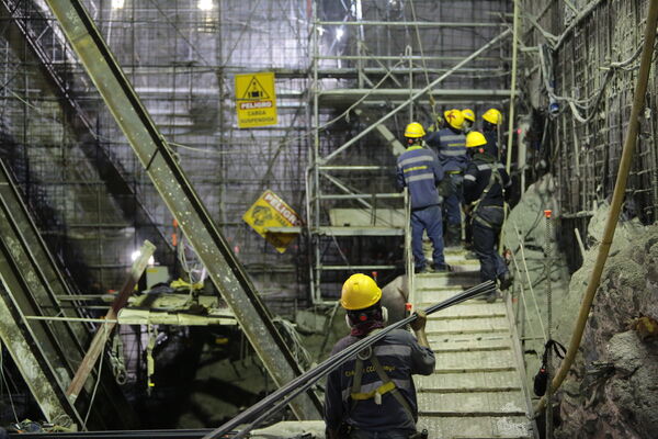 Avances obras Casa Maquinas  Gerente
Avances obras Casa de Maquinas - Gerente
Fecha: 9 Marzo 2021.
Para descargar esta fotografía en alta resolución, haga clic sobre la imagen hasta que la misma se despliegue en la pantalla completa; luego dé clic derecho y elija la opción "guardar imagen como". 
En caso de publicación por cualquier medio, solicitamos acompañarla del crédito: "Foto EPM"
Palabras clave: Avances obras Casa Maquinas  Gerente