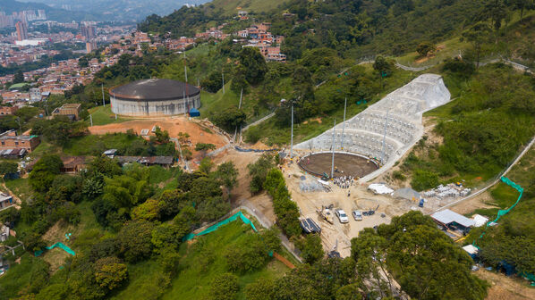 Acueducto Itaguí 
Acueducto Itaguí 
Fecha: 14 Mayo 2021
Para descargar esta fotografía en alta resolución, haga clic sobre la imagen hasta que la misma se despliegue en la pantalla completa; luego dé clic derecho y elija la opción "guardar imagen como". 
En caso de publicación por cualquier medio, solicitamos acompañarla del crédito: "Foto EPM"
Palabras clave: Acueducto Itaguí