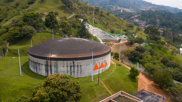 Acueducto Itaguí 
Acueducto Itaguí 
Fecha: 14 Mayo 2021
Para descargar esta fotografía en alta resolución, haga clic sobre la imagen hasta que la misma se despliegue en la pantalla completa; luego dé clic derecho y elija la opción "guardar imagen como". 
En caso de publicación por cualquier medio, solicitamos acompañarla del crédito: "Foto EPM"
Palabras clave: Acueducto Itaguí