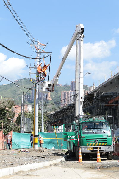 Cuadrillas Mantenimiento T D
Cuadrillas Mantenimiento T y D.
Fecha: 19 Mayo 2021.
Para descargar esta fotografía en alta resolución, haga clic sobre la imagen hasta que la misma se despliegue en la pantalla completa; luego dé clic derecho y elija la opción "guardar imagen como". 
En caso de publicación por cualquier medio, solicitamos acompañarla del crédito: "Foto EPM"
Palabras clave: Cuadrillas Mantenimiento T D