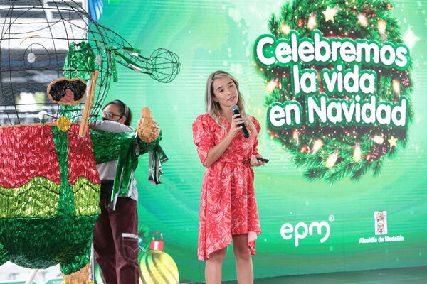 Rueda Prensa Celebremos Vida Navidad
Rueda de Prensa Celebremos la Vida en Navidad 
Fecha: 5 Noviembre 2021
Para descargar esta fotografía en alta resolución, haga clic sobre la imagen hasta que la misma se despliegue en la pantalla completa; luego dé clic derecho y elija la opción "guardar imagen como". 
En caso de publicación por cualquier medio, solicitamos acompañarla del crédito: "Foto EPM"
Palabras clave: Rueda Prensa Celebremos Vida Navidad