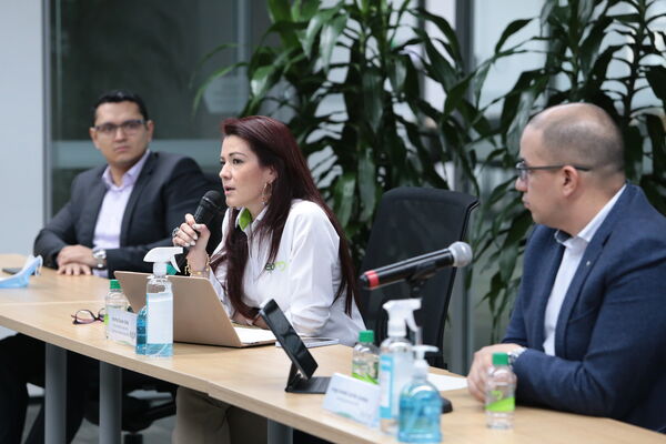 Rueda Prensa Proyecto Eléctrico Ituango
Rueda Prensa Proyecto Eléctrico Ituango
Fecha: 27 Octubre 2021
Para descargar esta fotografía en alta resolución, haga clic sobre la imagen hasta que la misma se despliegue en la pantalla completa; luego dé clic derecho y elija la opción "guardar imagen como". 
En caso de publicación por cualquier medio, solicitamos acompañarla del crédito: "Foto EPM"
Palabras clave: Rueda Prensa Proyecto Eléctrico Ituango
