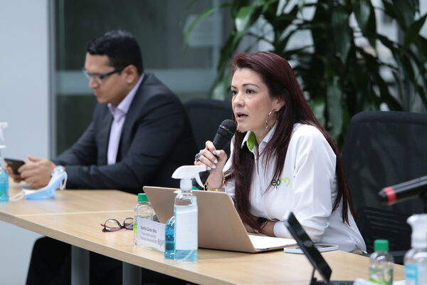 Rueda Prensa Proyecto Eléctrico Ituango
Rueda Prensa Proyecto Eléctrico Ituango
Fecha: 27 Octubre 2021
Para descargar esta fotografía en alta resolución, haga clic sobre la imagen hasta que la misma se despliegue en la pantalla completa; luego dé clic derecho y elija la opción "guardar imagen como". 
En caso de publicación por cualquier medio, solicitamos acompañarla del crédito: "Foto EPM"
Palabras clave: Rueda Prensa Proyecto Eléctrico Ituango