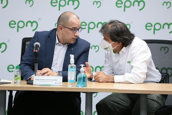 Rueda Prensa Proyecto Eléctrico Ituango
Rueda Prensa Proyecto Eléctrico Ituango
Fecha: 27 Octubre 2021
Para descargar esta fotografía en alta resolución, haga clic sobre la imagen hasta que la misma se despliegue en la pantalla completa; luego dé clic derecho y elija la opción "guardar imagen como". 
En caso de publicación por cualquier medio, solicitamos acompañarla del crédito: "Foto EPM"
Palabras clave: Rueda Prensa Proyecto Eléctrico Ituango