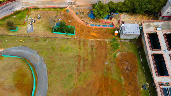 PLANTA MANATIALES modernización ampliación
PLANTA MANATIALES modernización ampliación
Fecha: 2021 Septiembre 23
Para descargar esta fotografía en alta resolución, haga clic sobre la imagen hasta que la misma se despliegue en la pantalla completa; luego dé clic derecho y elija la opción "guardar imagen como". 
En caso de publicación por cualquier medio, solicitamos acompañarla del crédito: "Foto EPM"

Palabras clave: PLANTA MANATIALES modernización ampliación