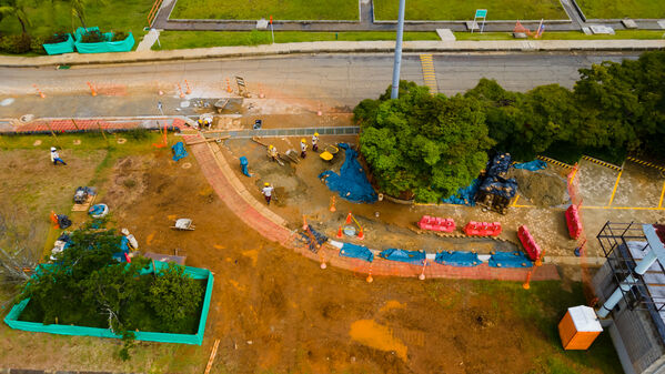 PLANTA MANATIALES modernización ampliación
PLANTA MANATIALES modernización ampliación
Fecha: 2021 Septiembre 23
Para descargar esta fotografía en alta resolución, haga clic sobre la imagen hasta que la misma se despliegue en la pantalla completa; luego dé clic derecho y elija la opción "guardar imagen como". 
En caso de publicación por cualquier medio, solicitamos acompañarla del crédito: "Foto EPM"

Palabras clave: PLANTA MANATIALES modernización ampliación