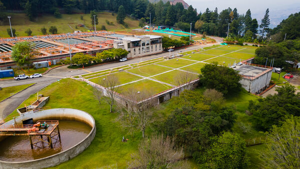 PLANTA MANATIALES modernización ampliación
PLANTA MANATIALES modernización ampliación
Fecha: 2021 Septiembre 23
Para descargar esta fotografía en alta resolución, haga clic sobre la imagen hasta que la misma se despliegue en la pantalla completa; luego dé clic derecho y elija la opción "guardar imagen como". 
En caso de publicación por cualquier medio, solicitamos acompañarla del crédito: "Foto EPM"

Palabras clave: PLANTA MANATIALES modernización ampliación