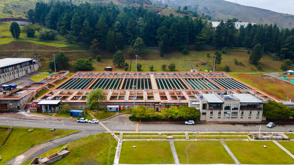 PLANTA MANATIALES modernización ampliación
PLANTA MANATIALES modernización ampliación
Fecha: 2021 Septiembre 23
Para descargar esta fotografía en alta resolución, haga clic sobre la imagen hasta que la misma se despliegue en la pantalla completa; luego dé clic derecho y elija la opción "guardar imagen como". 
En caso de publicación por cualquier medio, solicitamos acompañarla del crédito: "Foto EPM"

Palabras clave: PLANTA MANATIALES modernización ampliación