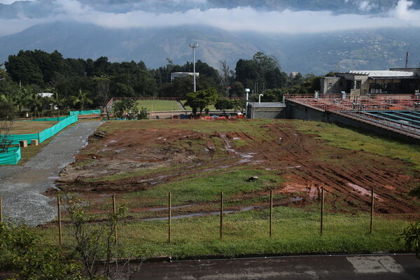 PLANTA MANATIALES modernización ampliación
PLANTA MANATIALES modernización ampliación
Fecha: 2021 Septiembre 23
Para descargar esta fotografía en alta resolución, haga clic sobre la imagen hasta que la misma se despliegue en la pantalla completa; luego dé clic derecho y elija la opción "guardar imagen como". 
En caso de publicación por cualquier medio, solicitamos acompañarla del crédito: "Foto EPM"

Palabras clave: PLANTA MANATIALES modernización ampliación