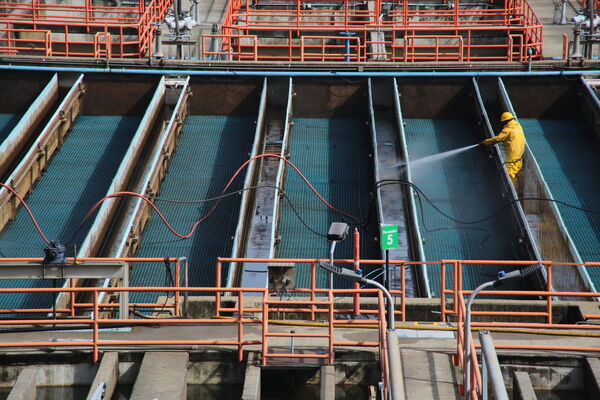 PLANTA MANATIALES modernización ampliación
PLANTA MANATIALES modernización ampliación
Fecha: 2021 Septiembre 23
Para descargar esta fotografía en alta resolución, haga clic sobre la imagen hasta que la misma se despliegue en la pantalla completa; luego dé clic derecho y elija la opción "guardar imagen como". 
En caso de publicación por cualquier medio, solicitamos acompañarla del crédito: "Foto EPM"

Palabras clave: PLANTA MANATIALES modernización ampliación