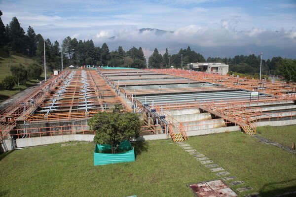PLANTA MANATIALES modernización ampliación
PLANTA MANATIALES modernización ampliación
Fecha: 2021 Septiembre 23
Para descargar esta fotografía en alta resolución, haga clic sobre la imagen hasta que la misma se despliegue en la pantalla completa; luego dé clic derecho y elija la opción "guardar imagen como". 
En caso de publicación por cualquier medio, solicitamos acompañarla del crédito: "Foto EPM"

Palabras clave: PLANTA MANATIALES modernización ampliación