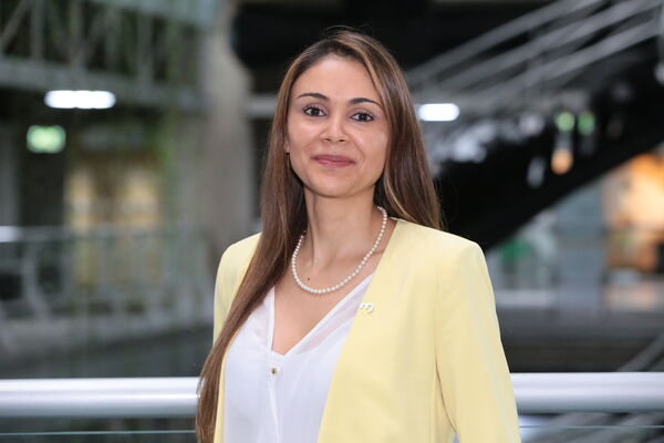 Posicionamiento Juliana Carolina Zapata Molina VP Talento Humano
Posicionamiento Juliana Carolina Zapata Molina VP Talento Humano
Fecha: 6 SEPTIEMBRE 2021
Para descargar esta fotografía en alta resolución, haga clic sobre la imagen hasta que la misma se despliegue en la pantalla completa; luego dé clic derecho y elija la opción "guardar imagen como". 
En caso de publicación por cualquier medio, solicitamos acompañarla del crédito: "Foto EPM"
Palabras clave: Posicionamiento Juliana Carolina Zapata Molina VP Talento Humano
