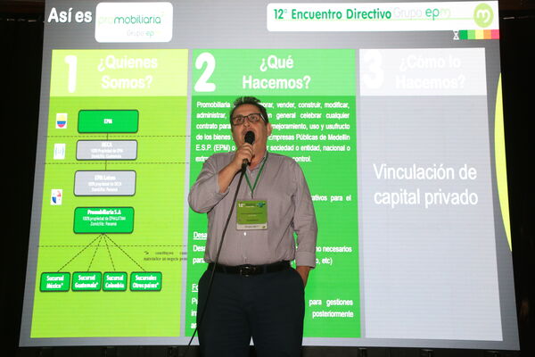 Encuentro Directivo Grupo EPM 2021 
Encuentro Directivo Grupo EPM 2021 
Fecha: 9 SEPTIEMBRE 2021
Para descargar esta fotografía en alta resolución, haga clic sobre la imagen hasta que la misma se despliegue en la pantalla completa; luego dé clic derecho y elija la opción "guardar imagen como". 
En caso de publicación por cualquier medio, solicitamos acompañarla del crédito: "Foto EPM"
Palabras clave: Encuentro Directivo Grupo EPM 2021