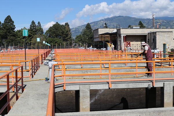 Obras realizadas proyecto Manantiales
Obras realizadas proyecto Manantiales.
Fecha: 8 Agosto 2022.
Para descargar esta fotografía en alta resolución, haga clic sobre la imagen hasta que la misma se despliegue en la pantalla completa; luego dé clic derecho y elija la opción "guardar imagen como". 
En caso de publicación por cualquier medio, solicitamos acompañarla del crédito: "Foto EPM"
Palabras clave: Obras realizadas proyecto Manantiales