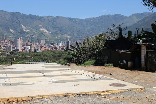 Obras realizadas proyecto Manantiales
Obras realizadas proyecto Manantiales.
Fecha: 8 Agosto 2022.
Para descargar esta fotografía en alta resolución, haga clic sobre la imagen hasta que la misma se despliegue en la pantalla completa; luego dé clic derecho y elija la opción "guardar imagen como". 
En caso de publicación por cualquier medio, solicitamos acompañarla del crédito: "Foto EPM"
Palabras clave: Obras realizadas proyecto Manantiales