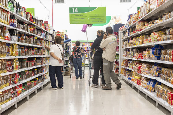Fotos Proveeduría
Fotos de la proveeduría
Fecha: 21 Diciembre 2021.
Para descargar esta fotografía en alta resolución, haga clic sobre la imagen hasta que la misma se despliegue en la pantalla completa; luego dé clic derecho y elija la opción "guardar imagen como". 
En caso de publicación por cualquier medio, solicitamos acompañarla del crédito: "Foto EPM" 
Palabras clave: Fotos Proveeduría