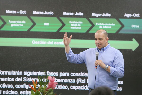 Encuentro Directivos EPM Ruta N 
Encuentro Directivos EPM Ruta N  
Fecha: 28 Abril 2023
Para descargar esta fotografía en alta resolución, haga clic sobre la imagen hasta que la misma se despliegue en la pantalla completa; luego dé clic derecho y elija la opción "guardar imagen como". 
En caso de publicación por cualquier medio, solicitamos acompañarla del crédito: "Foto EPM"
Palabras clave: Encuentro Directivos EPM Ruta N